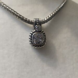 Elegant Silver Pendant Necklace